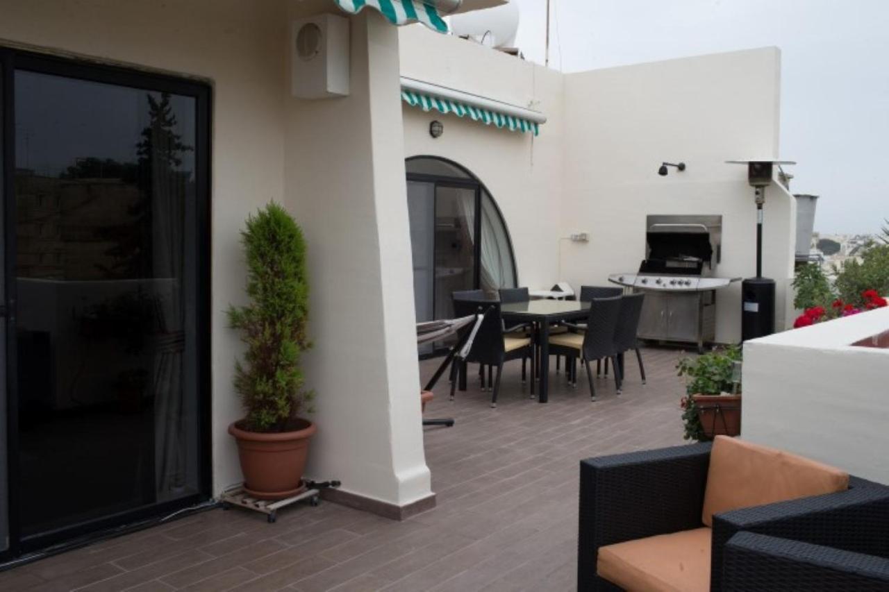 Lovely Penthouse With Private Sun Terrace Ta Xbiex Exterior photo