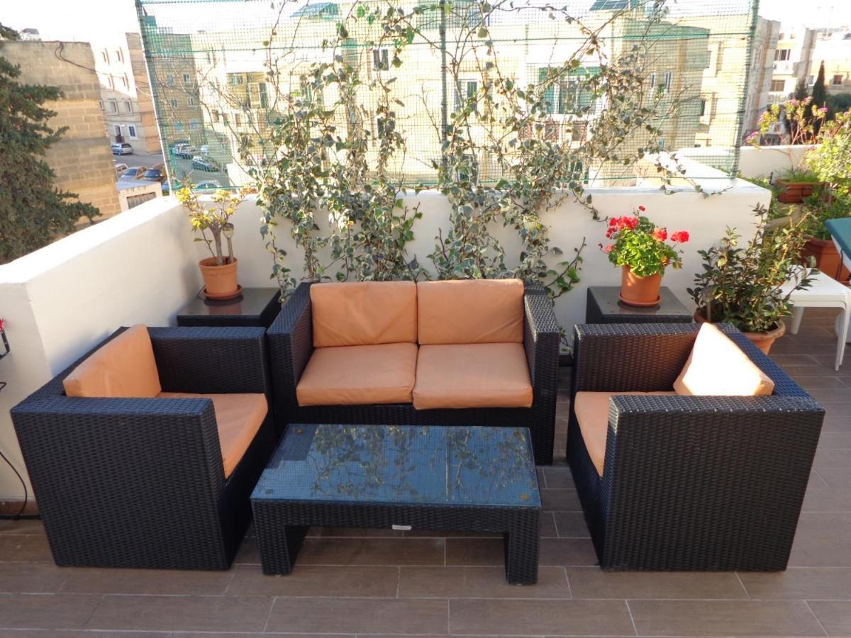 Lovely Penthouse With Private Sun Terrace Ta Xbiex Exterior photo